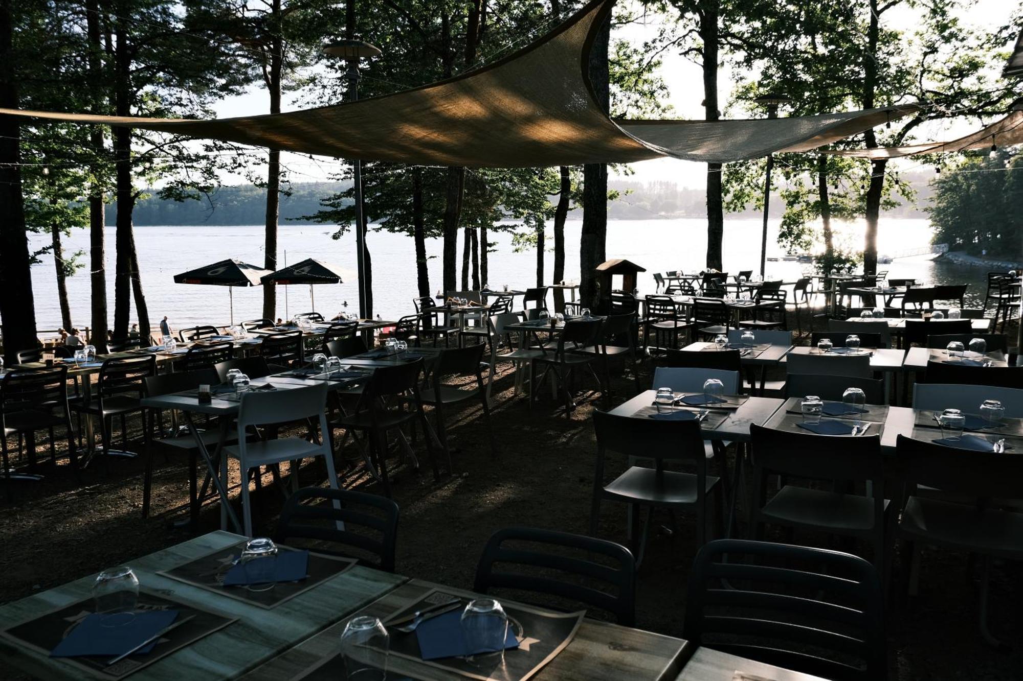 Lodge Avec Spa Privatif - Foret Et Lac Liginiac Buitenkant foto